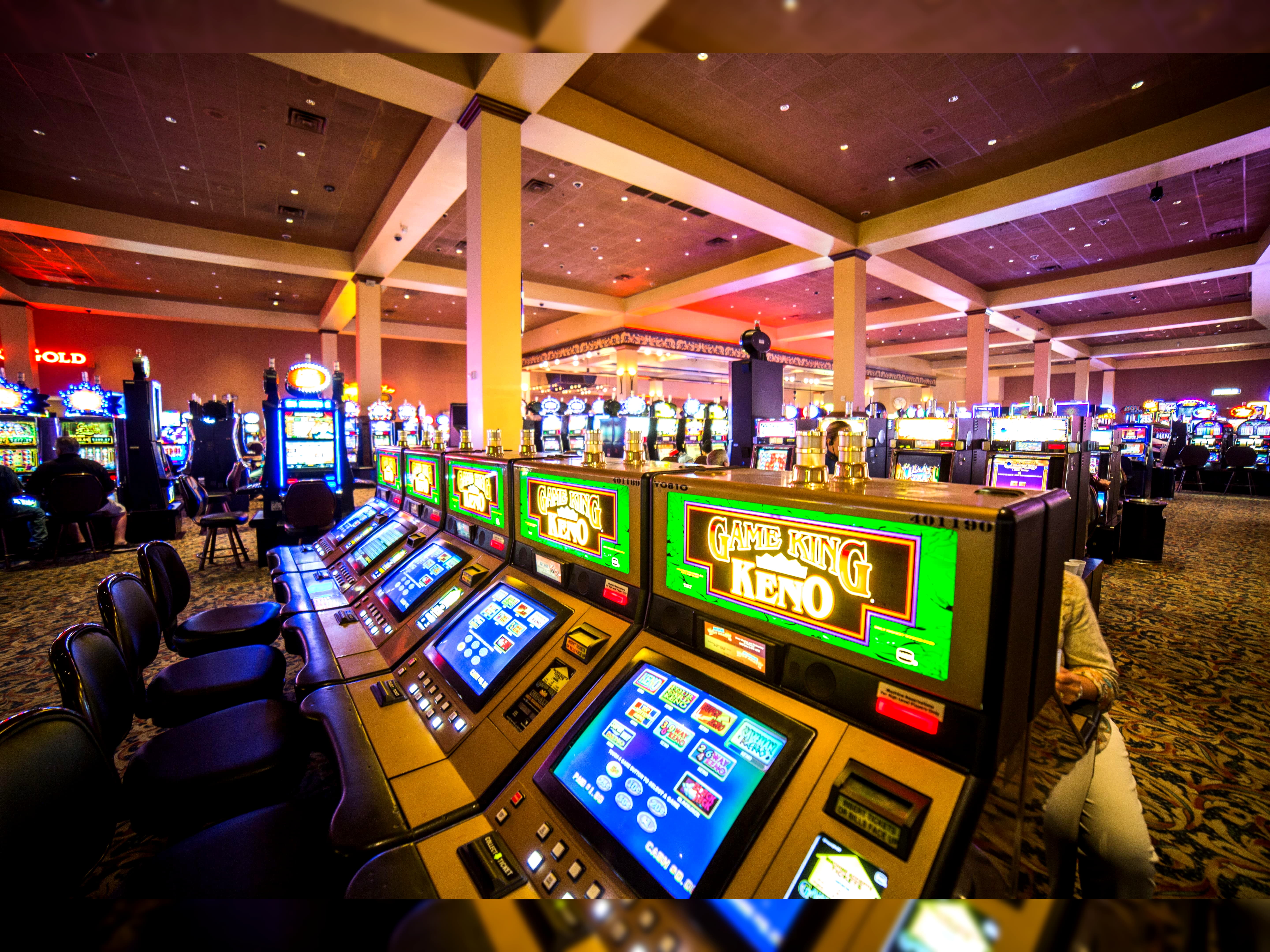 585% Casino Welcome Bonus at Casino-X