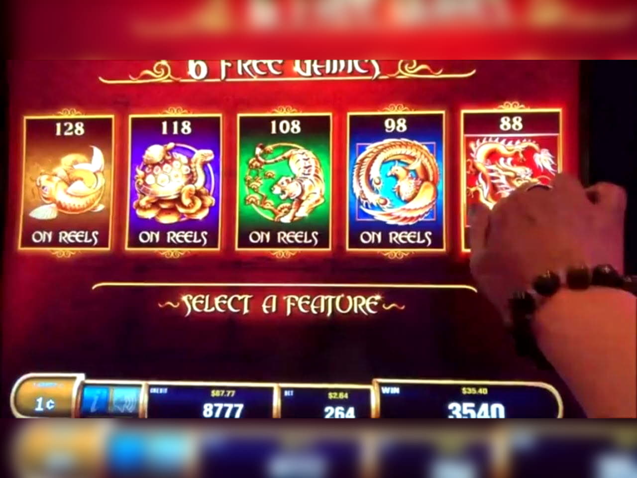 300 Free spins no deposit casino at Mrgreen Casino