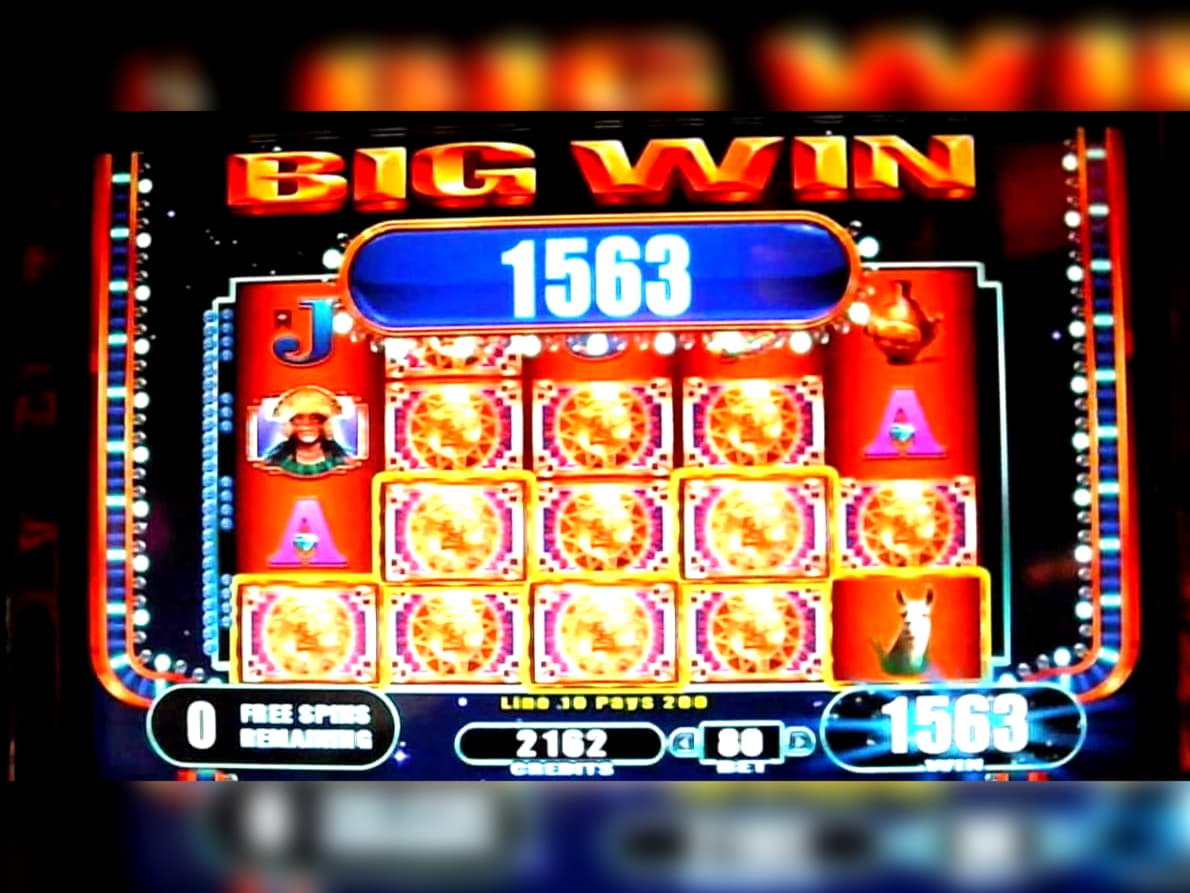 170 free spins no deposit casino at HighRoll Online Casino