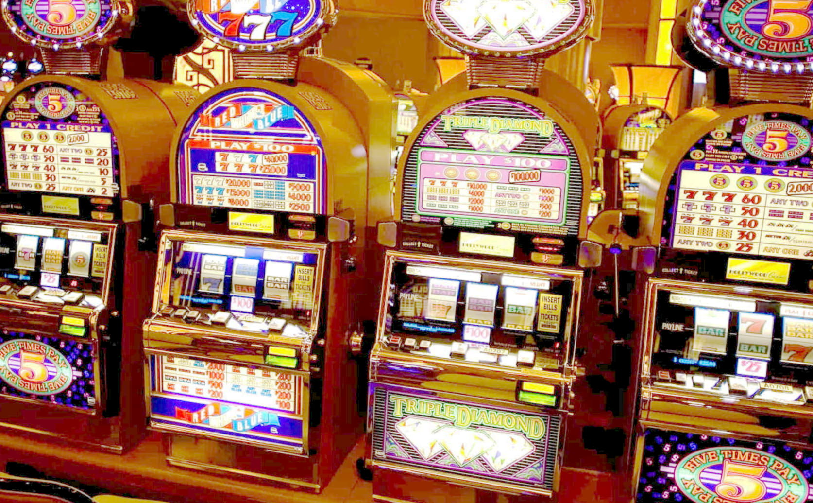 ﻿$225 free chip casino at Treasure Island Jackpots Casino (Sloto Cash Mirror)