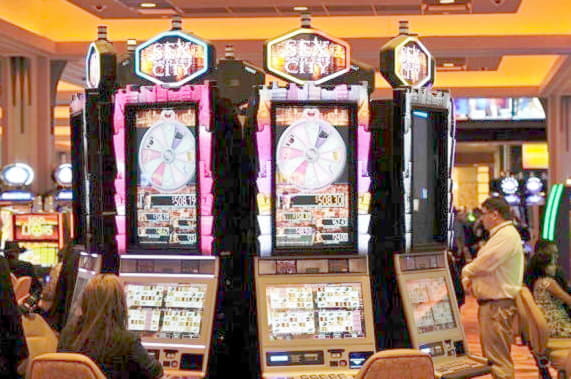 35 Free casino spins at Royal Vegas Casino