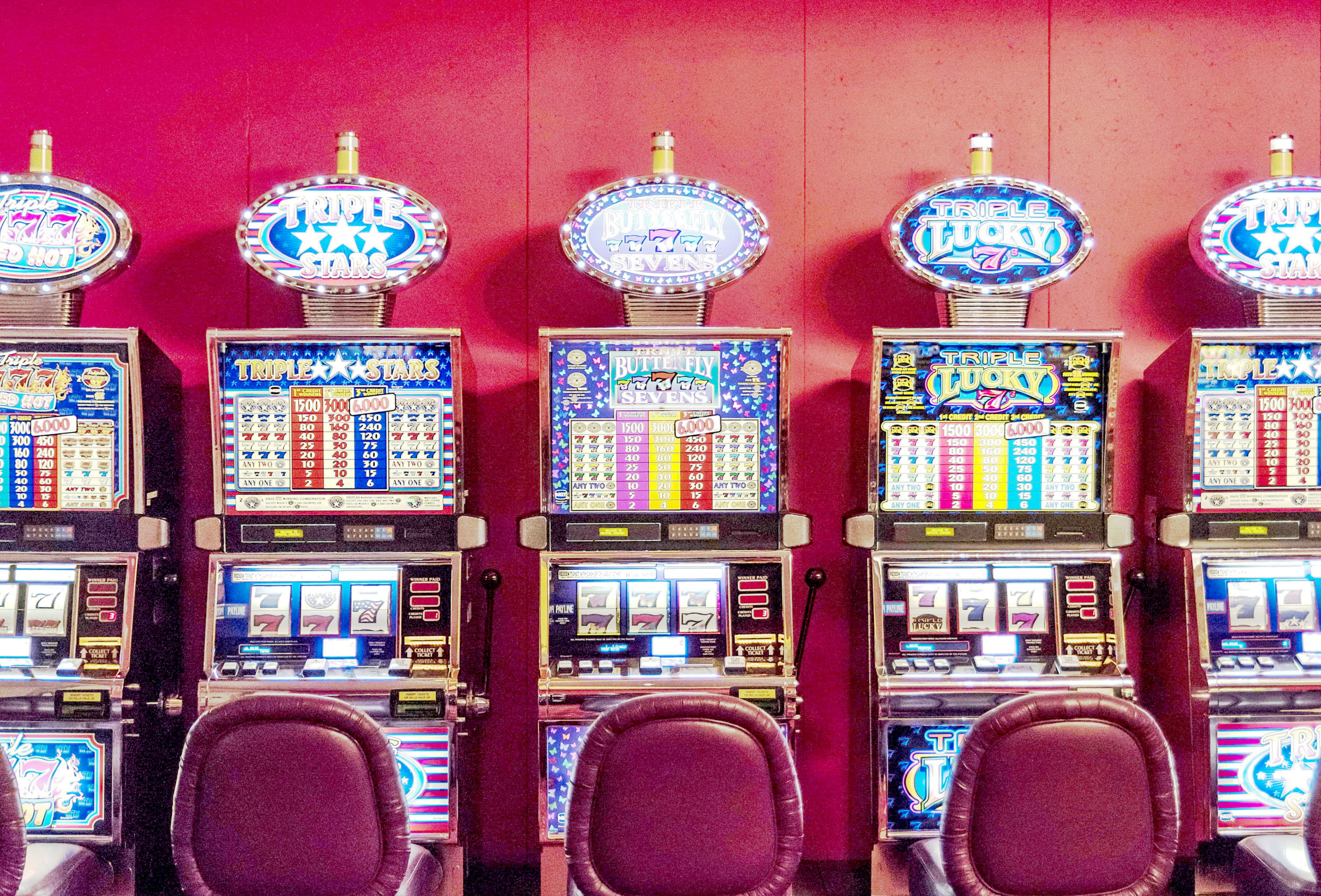 €3085 NO DEPOSIT BONUS CASINO at CasiPlay Casino