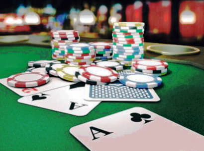 $770 Daily freeroll slot tournament at Royal Vegas Casino