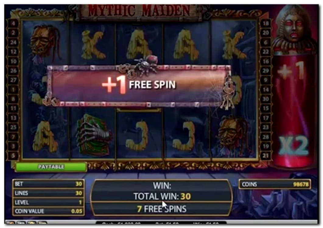 EUR 675 Daily freeroll slot tournament at Royal Vegas Casino