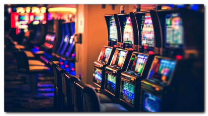 222 free casino spins at Spin Palace Casino