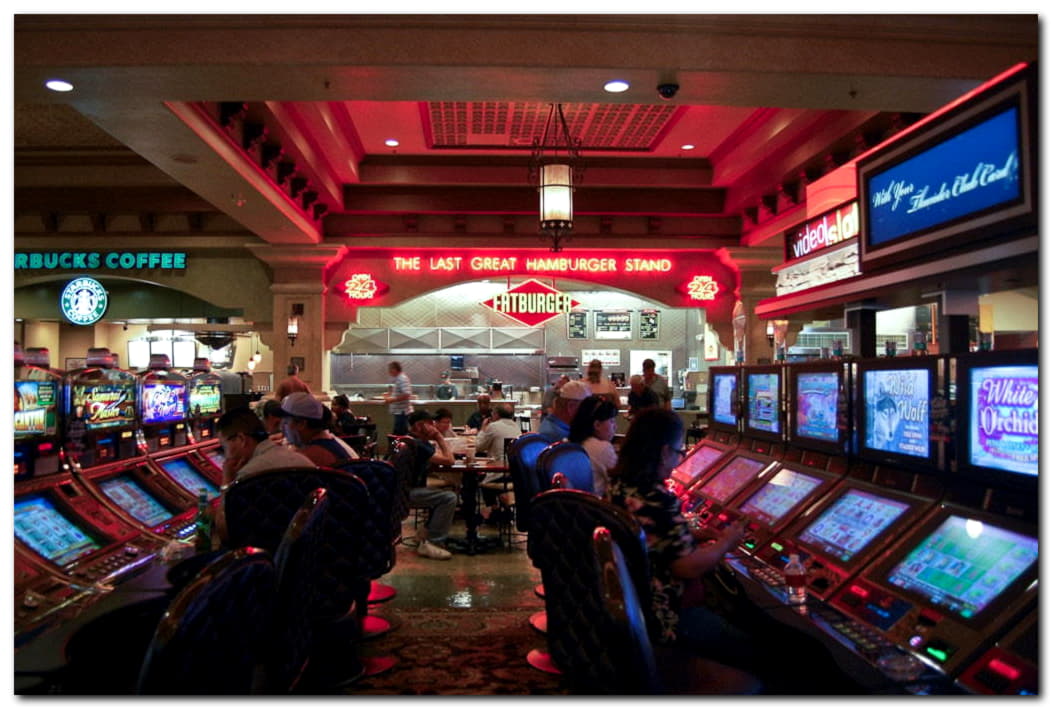 525% Welcome Bonus at Come On Casino