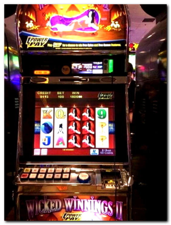 175 Free Casino Spins at Treasure Island Jackpots Casino (Sloto Cash Mirror)