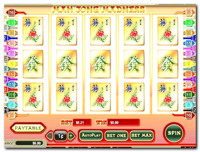 $275 Daily freeroll slot tournament at Royal Vegas Casino