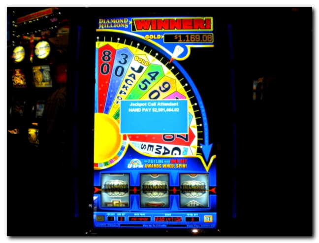 Eur 325 Casino tournaments freeroll at CasiPlay Casino