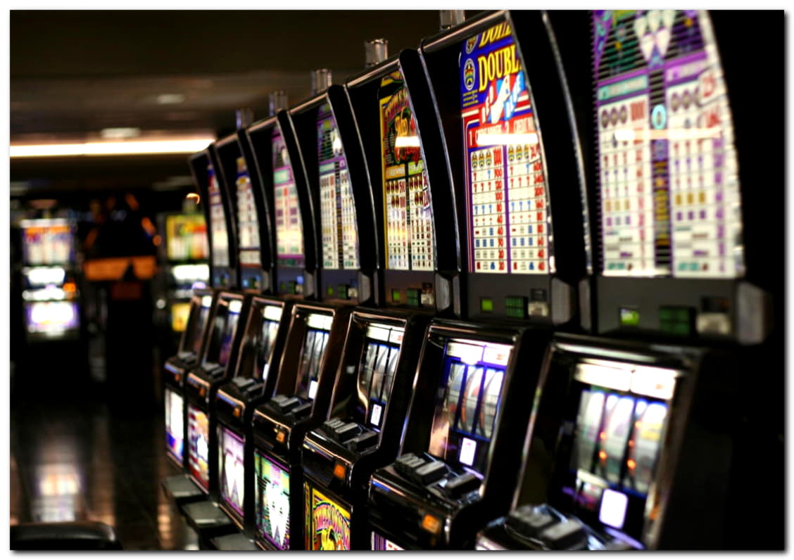 180 Free Spins right now at Cadoola Casino
