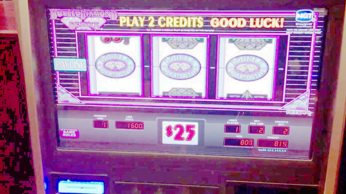 825% Welcome Bonus at Come On Casino