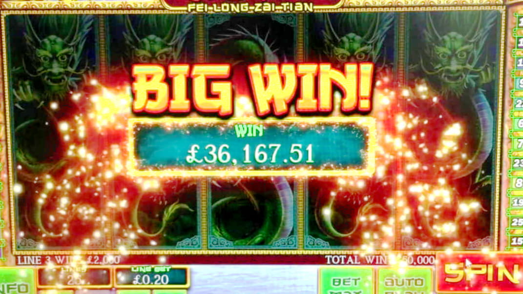 €735 Free Casino Tournament at Spinit Casino
