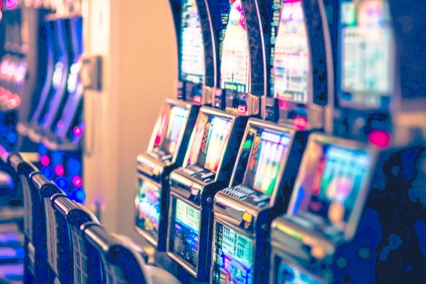 Eur 285 Free Casino Tournament at Casino com