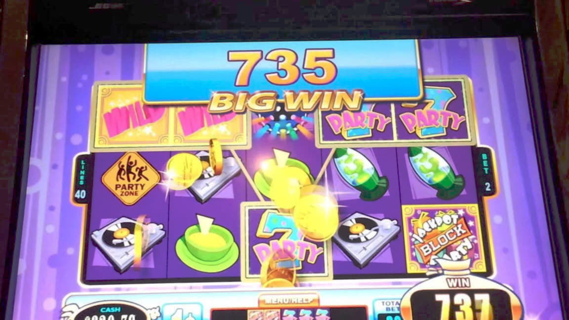 205 Free Spins no deposit casino at Royal Vegas Casino